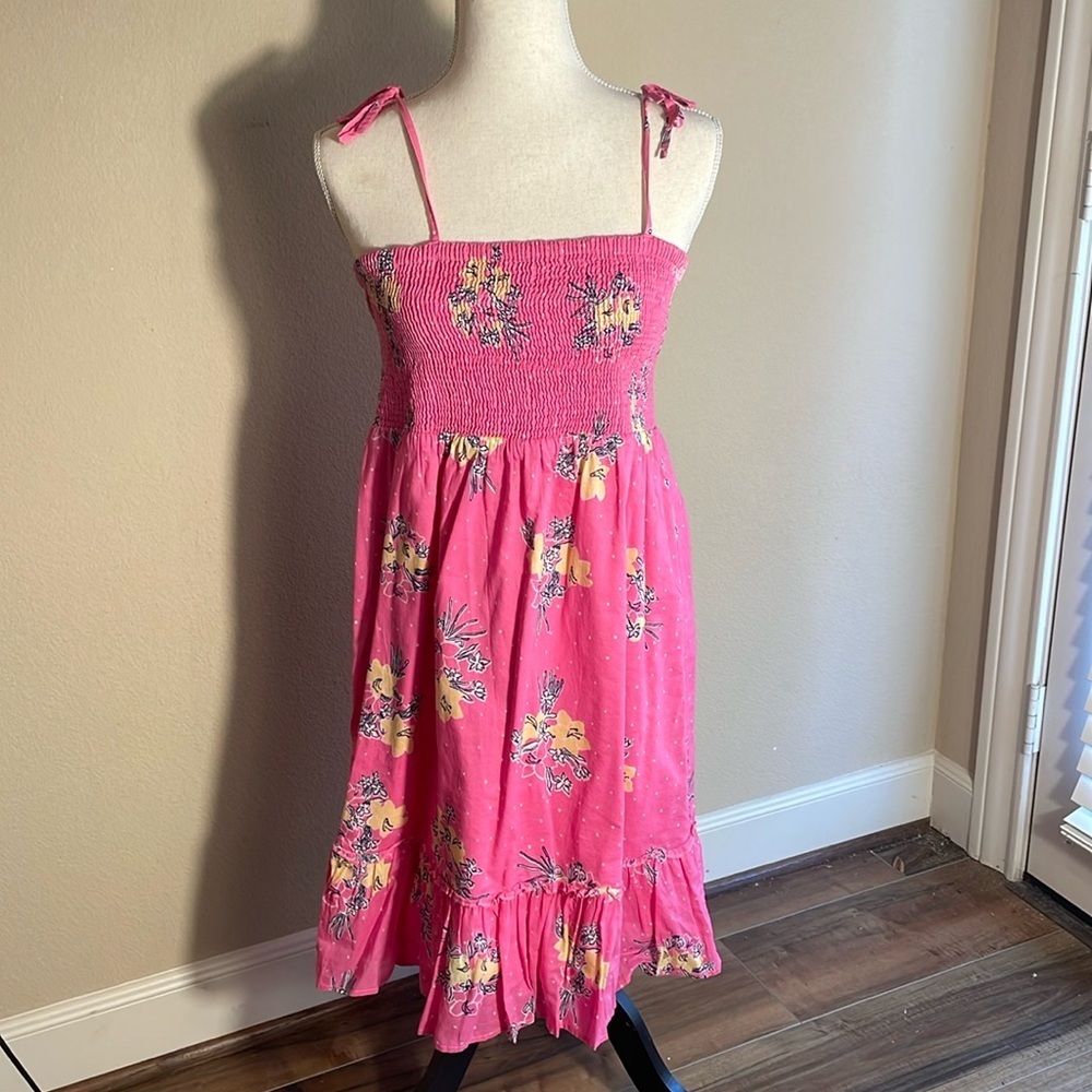 Lilly Pulitzer Pink Floral Smocked Sundress Cottagecore Resorteear Beach